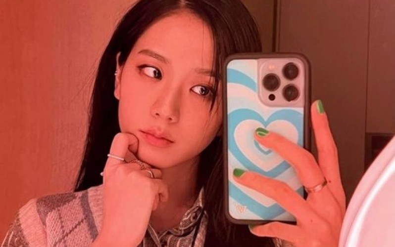 Chiếc ốp lưng được thiết kế đặc biệt của Jisoo - BLACKPINK