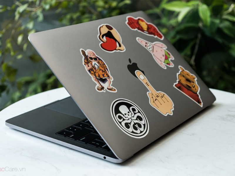 Tại sao nên dán laptop Macbook?